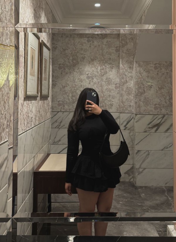 COLOMBIANA CON MUCHAS GANAS DE PASARLO RICO