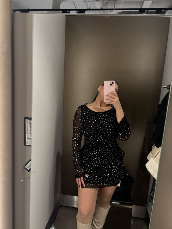 COLOMBIANA CON MUCHAS GANAS DE PASARLO RICO