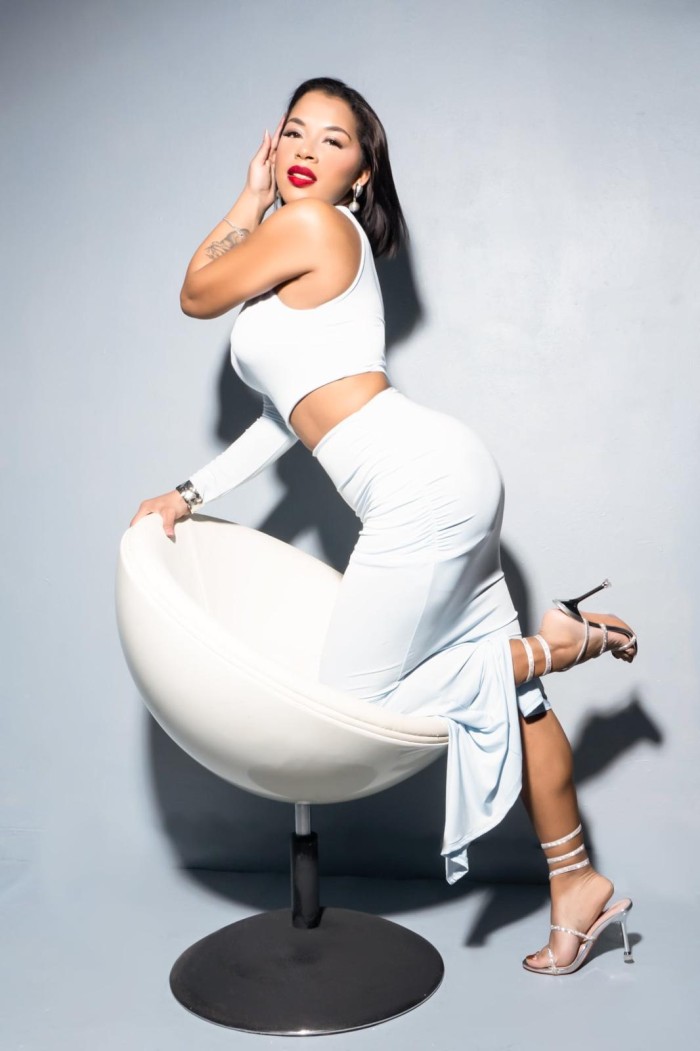 MI BOQUITA QUIERE SENTIR TODA TU LECHITA….
