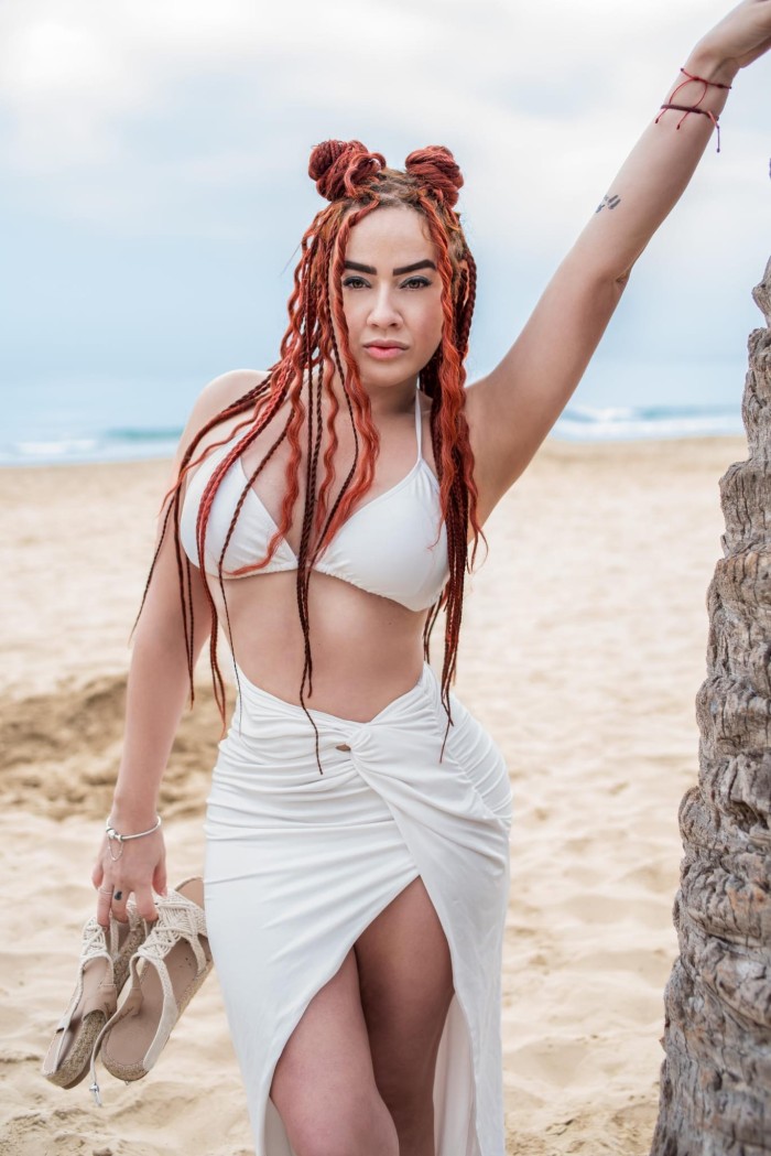 Sabrina mamacita fiestera de vuelta en la ciudad