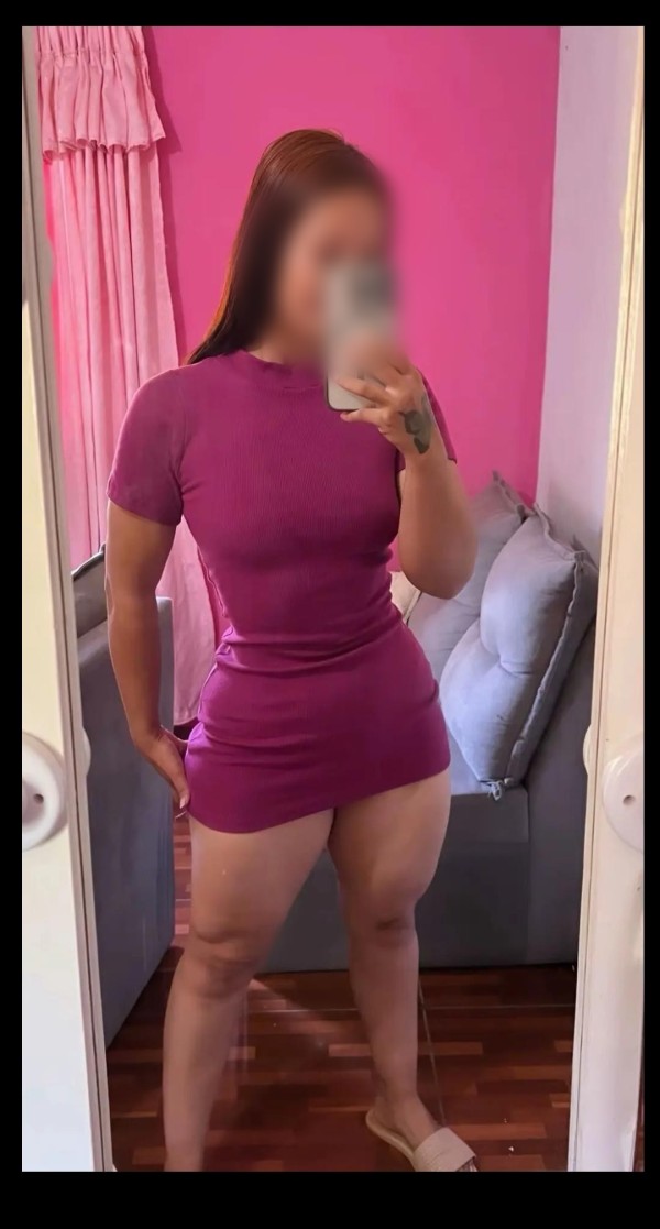 BELLA JOVENCITA DE CURVAS NATURALES ARDIENTES FIESTERA UNICA NOVEDAD