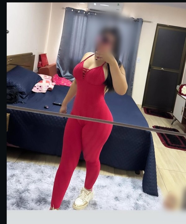 BELLA JOVENCITA DE CURVAS NATURALES ARDIENTES FIESTERA UNICA NOVEDAD