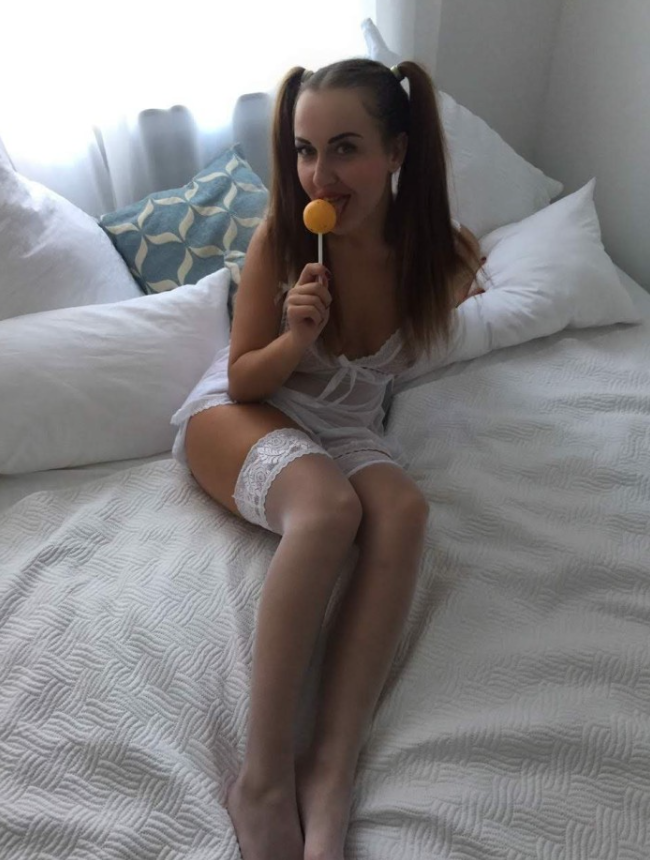 CACHONDA LUJURIOSA ARDIENTE CON MUCHO PLACER PARA TI