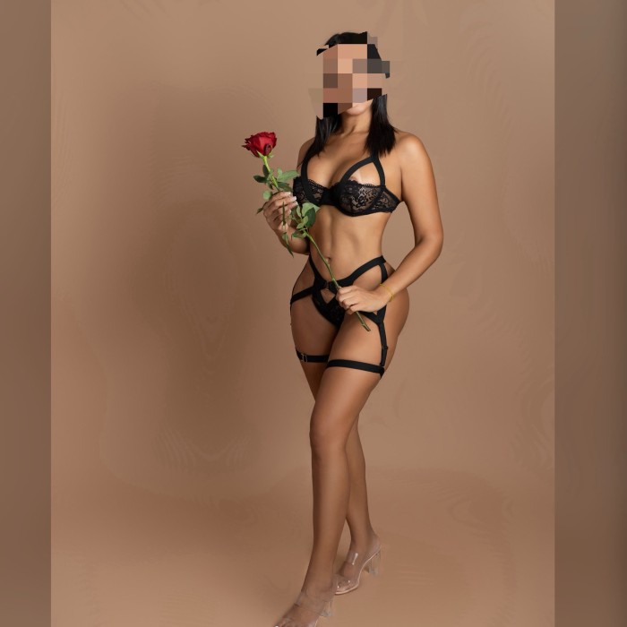 FIESTERA CALIENTE TODOS LOS SERVICIOS FOTOS MIAS