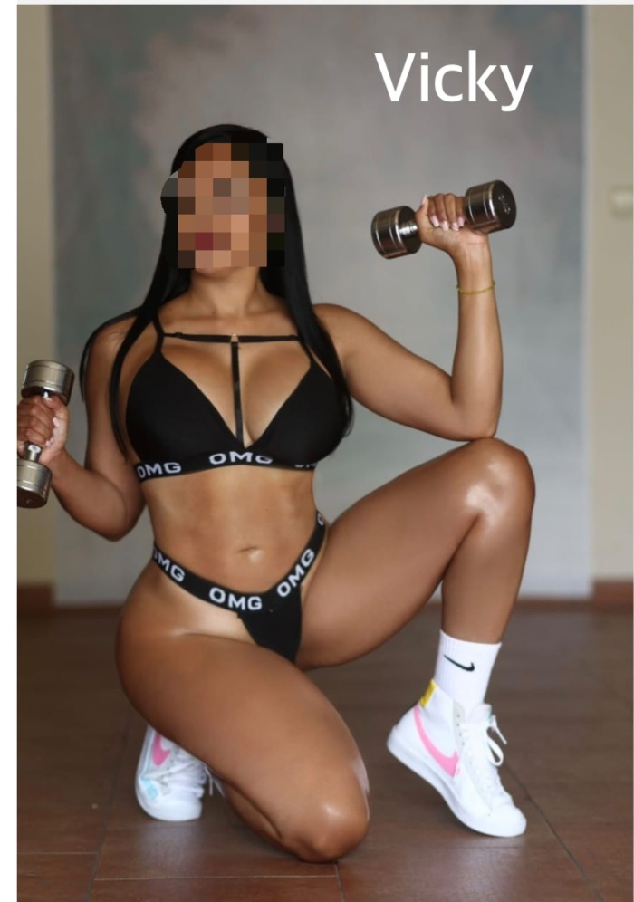 ME ENCANTA LA FIESTA, ADEMAS MIS FOTOS SON REALES