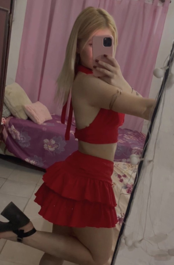 25AÑOS , RUBIA CON GANAS DE CONOCER GENTE