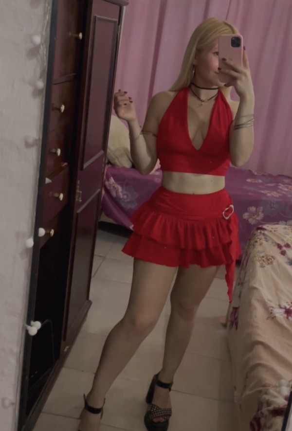 25AÑOS , RUBIA CON GANAS DE CONOCER GENTE