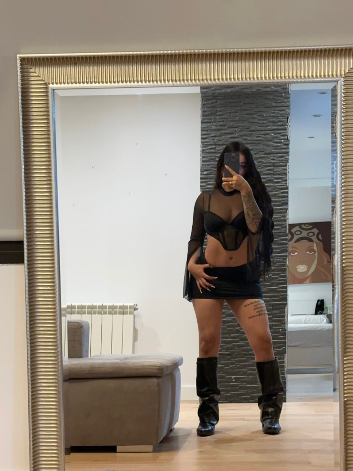 ENAMORADA SENSUAL ARDIENTE BOMBA DE SEXO