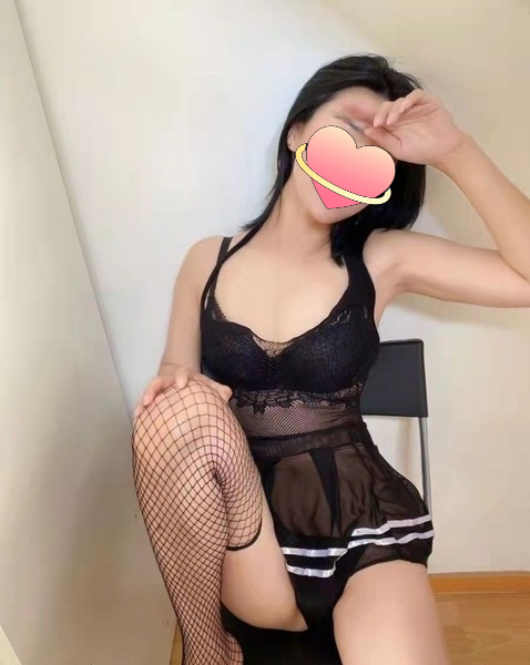Nuevas escorts y masajistas sexys hermosas por zona S’Arenal , Llucmajor .