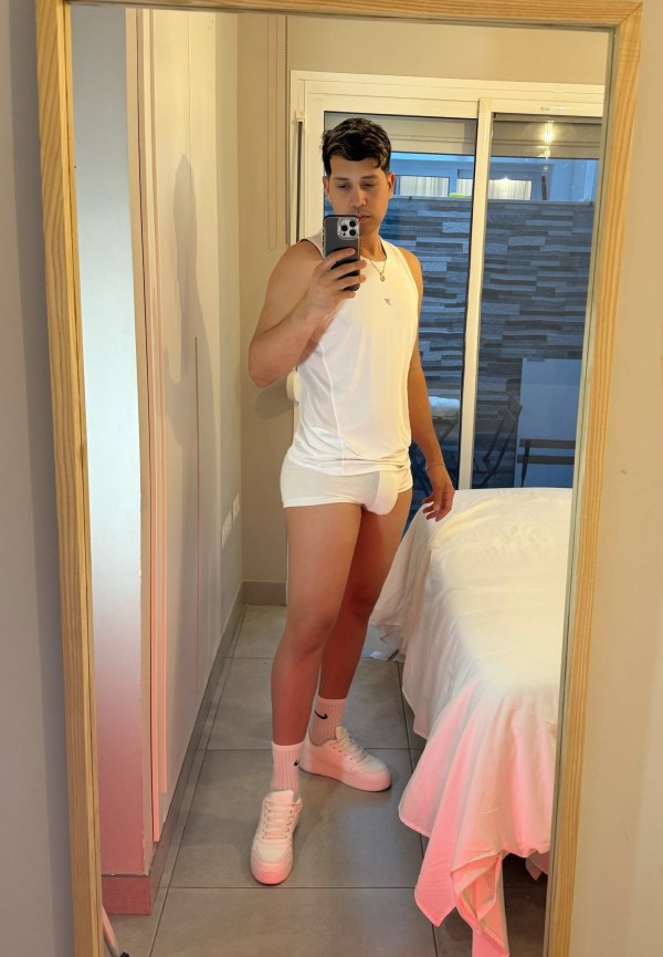 joven latino xl