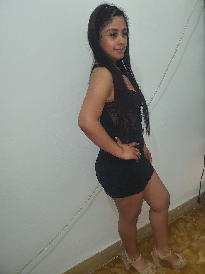 EN PORTO CRISTO SENSUAL APASIONADA BUENA AMANTE