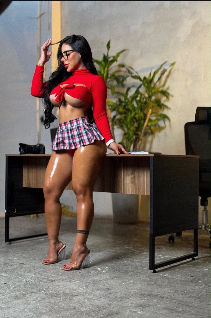 TATI DIOSA DE LA LUJURIA CHICA CACHONDA MOJADA