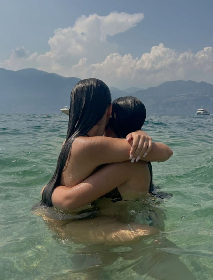 SOMOS BELLAS LATINA EN BUSCA DE DIVERSIÓN
