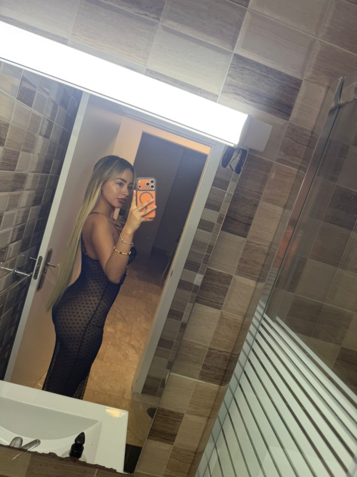 JOVENCÍSIMA ESCORT DISPUESTA A HACERTE SENTIR