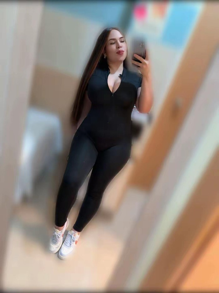 CORRETE EN MIS TETAS