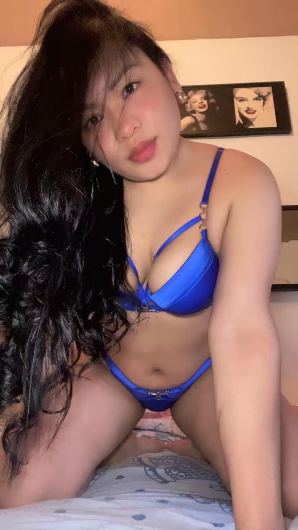 LA RUBIA Y LA MORENA MÁS CACHONDAS Y FIESTERAS