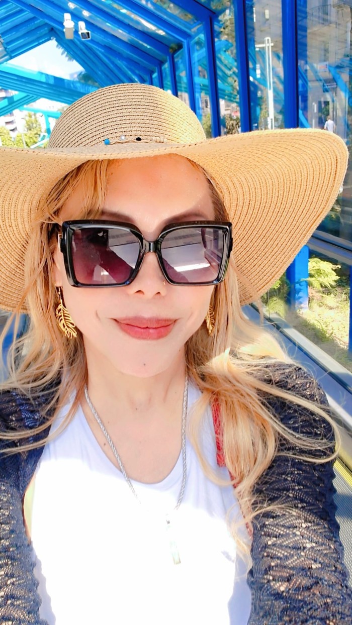 ACABO DE LLEGAR LATINA BELLA DISCRETA HIGENICA.