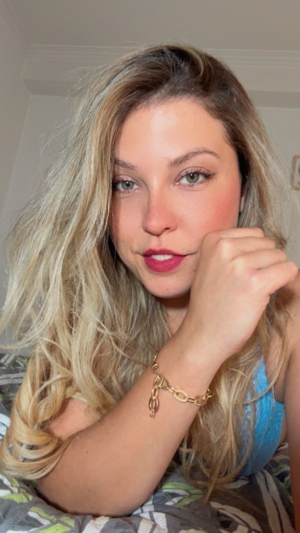 Bianca Beltrán Rubia Fiestera!!