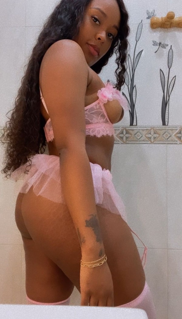 DELICIOSA COLOMBIANA APRETADITA Y GUARRA PARA TI