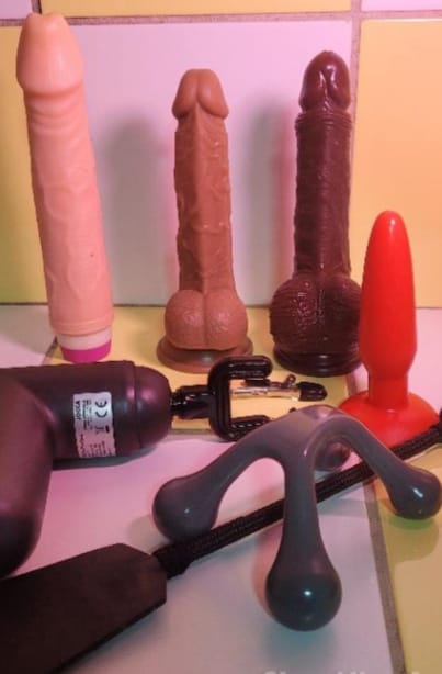 FIESTERA ANAL.. FRANCÉS A PELO SALIVADO