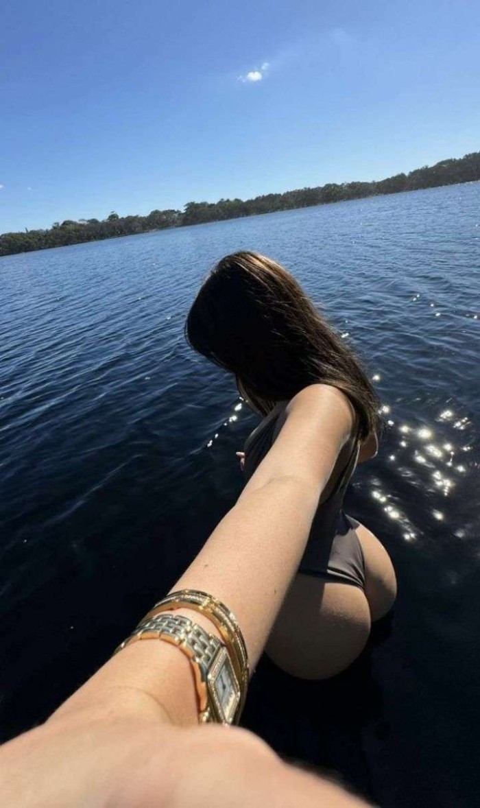 NIÑATA CALIENTE SOLO SALIDAS 24HS