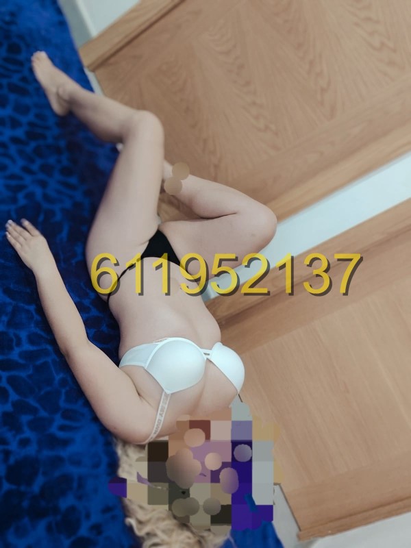 $$ NOVEDAD $$ JENNIFER: RUBIA ESPECTACULAR EN FERROL CENTRO $$