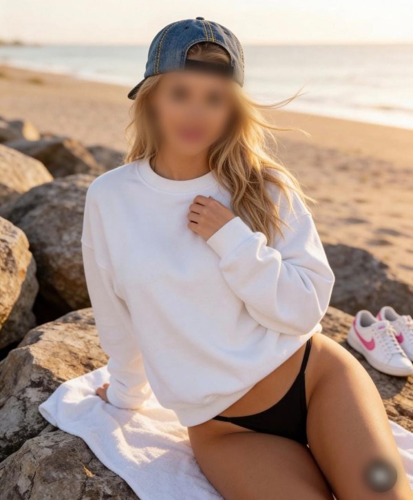 SEXY PERVERSA CHIQUILLA LATINA DE CURVAS UNICAS PARA TI LLAMAME NOVEDAD