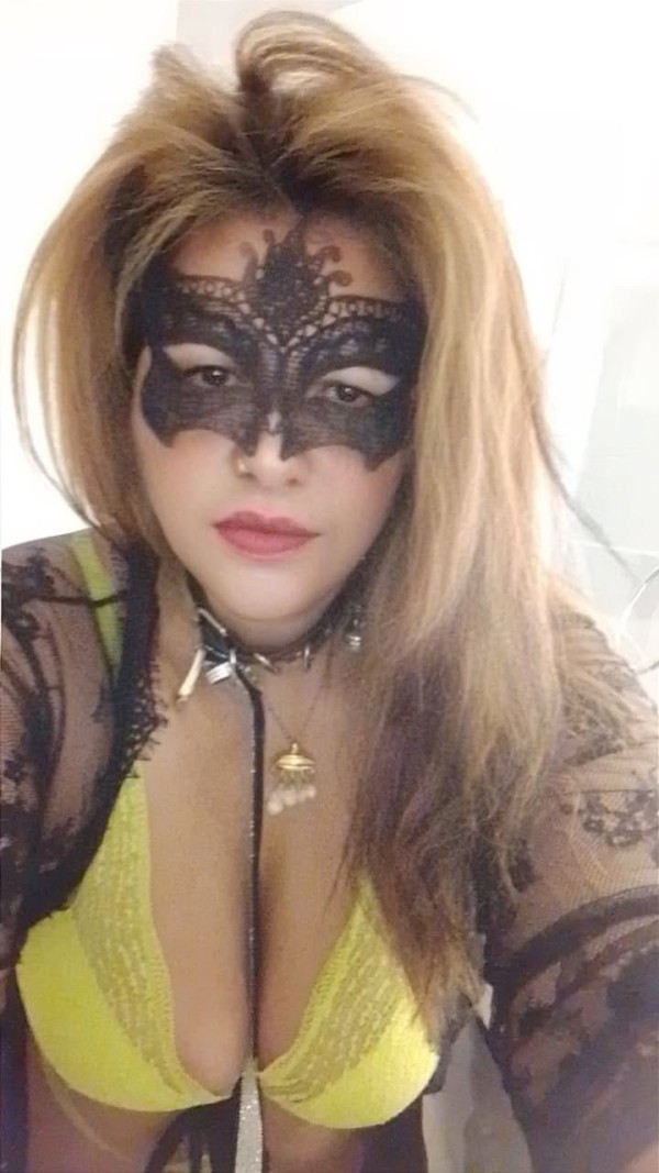 SOY COMPLETA UNA MAQUINA DEL PLACE TORRELAVEGA