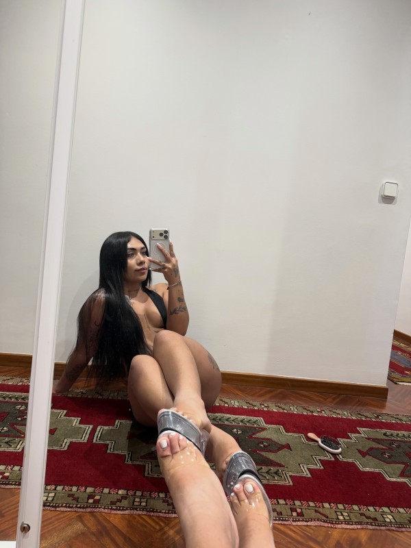 Cloee hermosa trans de 20 añitos complaciente