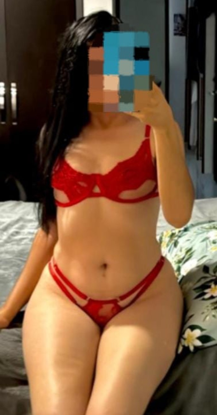 MUJER DE LUJO JUGUETONA Y CALIENTE PARA TI