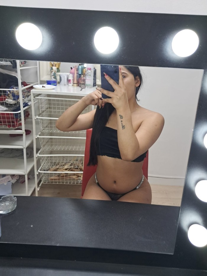 EN TERRASA SEXO FIESTA ESCORT CACHONDA ARDIENTE