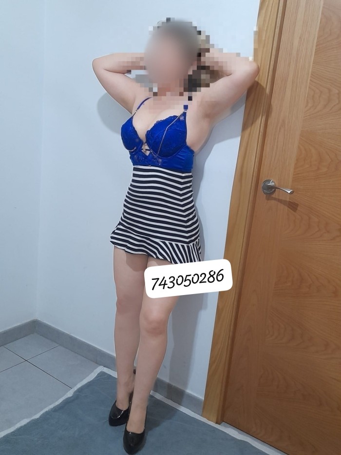 MASAJISTA ENCANTADORA PROFESIONAL EXPERIMENTADA