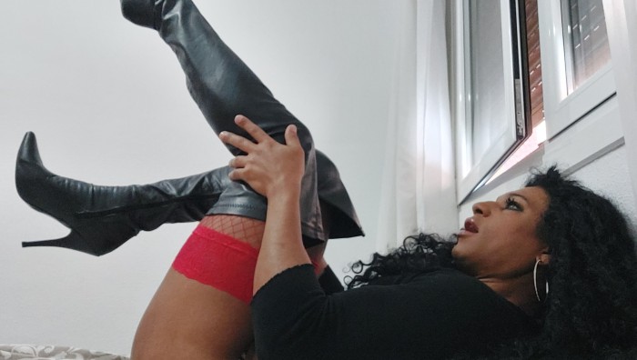 Travesti Latina viciosa y morbosa