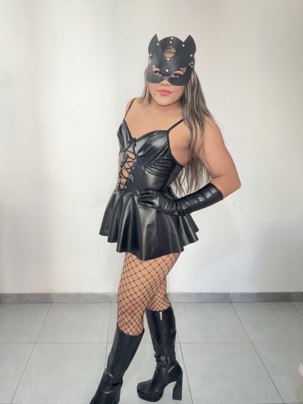 Polla lechera trans fiestera guarra y dominante mu