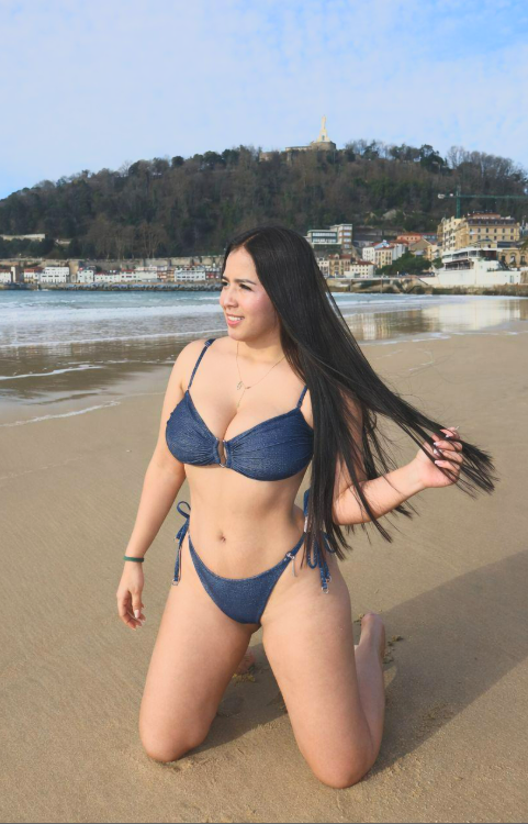 JOVENCITA MORBOSA, RICO EN TODAS LAS POSICIONES