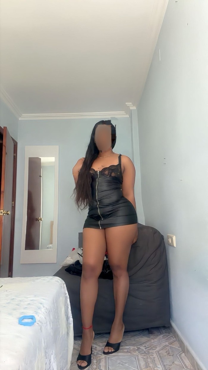 HAZME TUYA MORENAZA EROTICA BOMBA DE SEXO