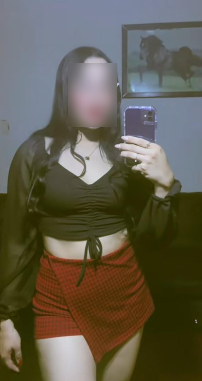CHICA PRECIOSA SIMPÁTICA SEXY SENSUAL Y CALIENTE