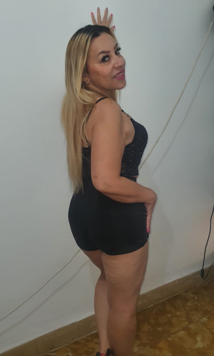 EN PORTO CRISTO NOVEDAD  ARDIENTE BOMBA DE SEXO