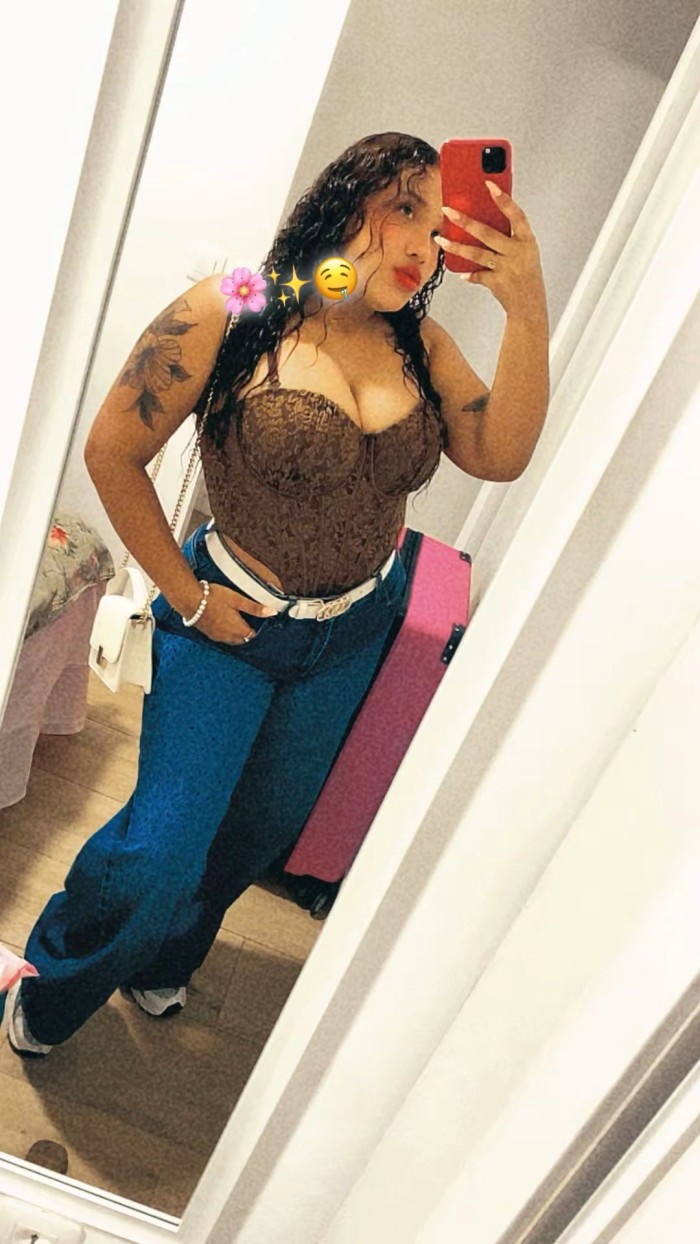 SOY MIA, VENEZOLANA DISCRETA Y ARDIENTE