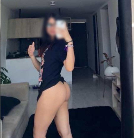 PRECIOSA CHICA RECIÉN LLEGADA A MENORCA