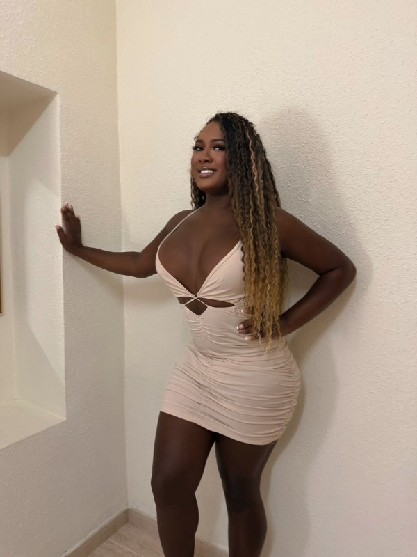Natasha Campbell – puerto la cruz