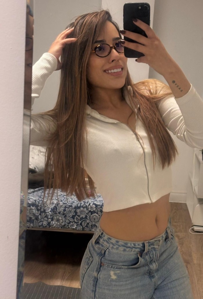Caroline Brasileña recién llegada