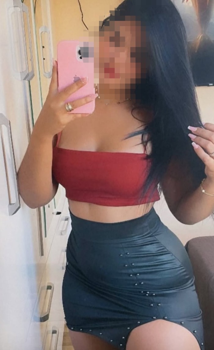 LINDA MORENA …BESUCONA EN BURELA