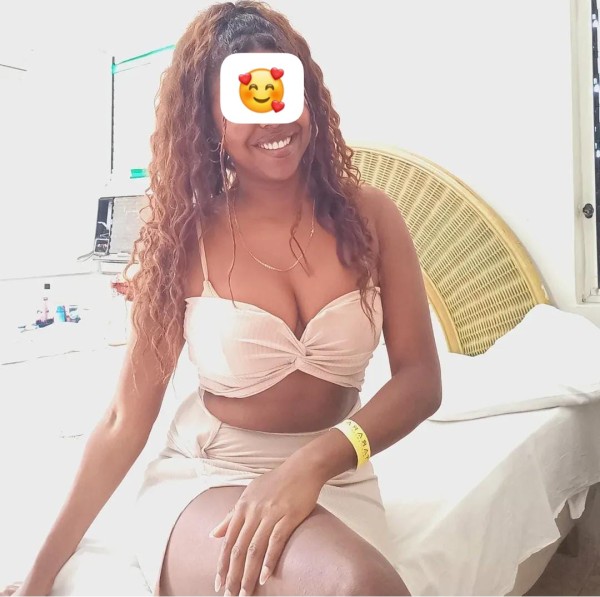 Novedad en Jaca bella.y encantadora morena resien
