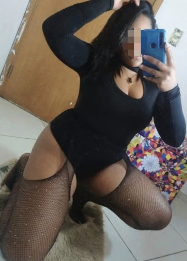 Novedad pechogona cañera quiero leche en mi boca