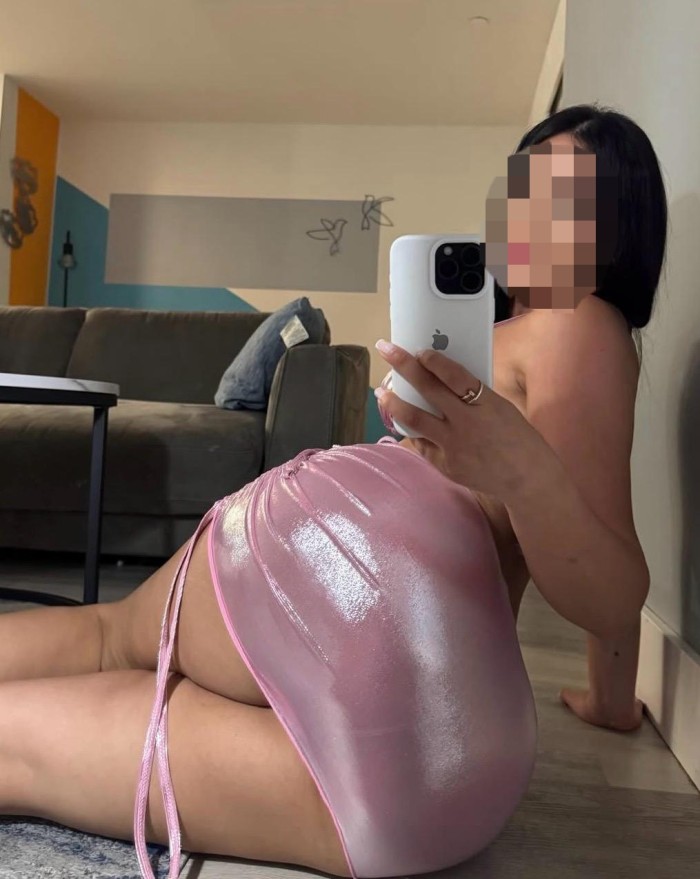 SUPER NOVEDAD EN BOIRO! SOFIA CARIÑOSA MORBOSA IMPLICADA FIESTERA DISCRETA