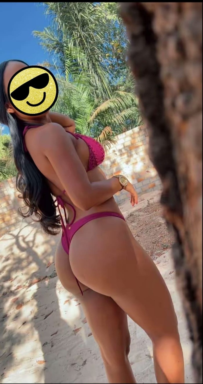 Laura tu morena fogoza