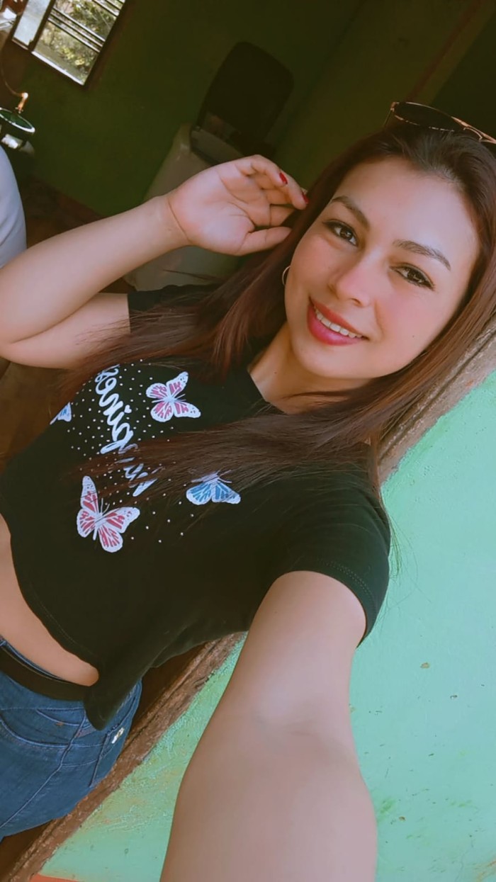 Paraguaya jovencita recien llegada