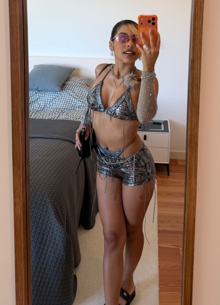 VENEZOLANA DELICIOSA DISPUESTA AL PLACER EN VIGO