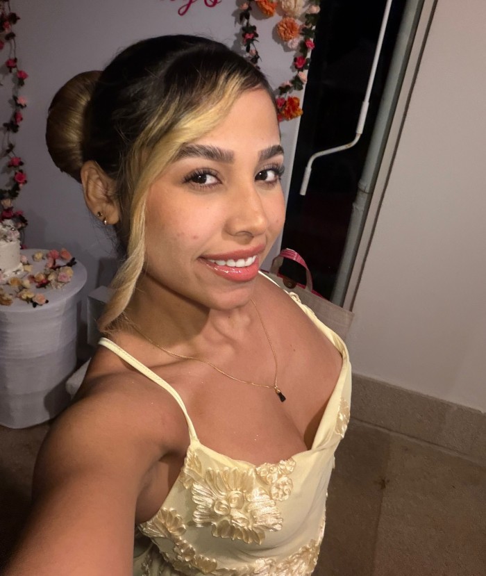 VENEZOLANA DELICIOSA DISPUESTA AL PLACER EN VIGO